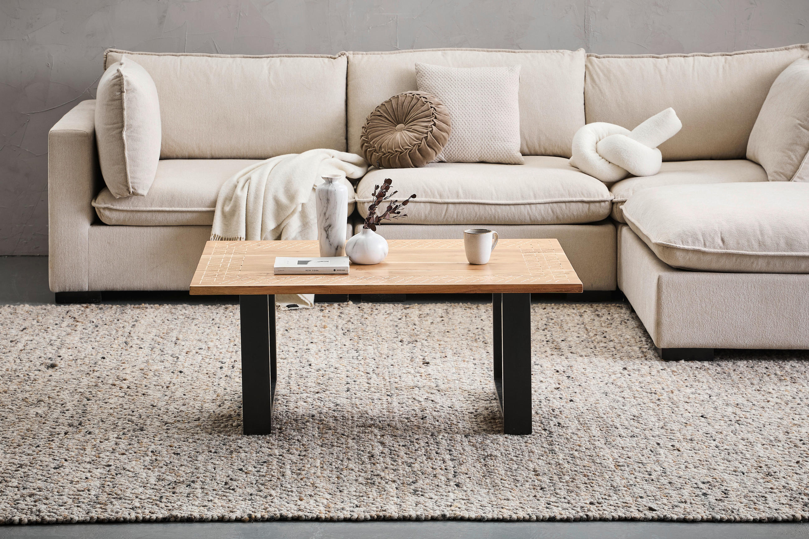 COUCHTISCH Akazie Hartholz rechteckig Schwarz, Akaziefarben  - Schwarz/Akaziefarben, Natur, Holz/Metall (110/70/45cm) - Livetastic