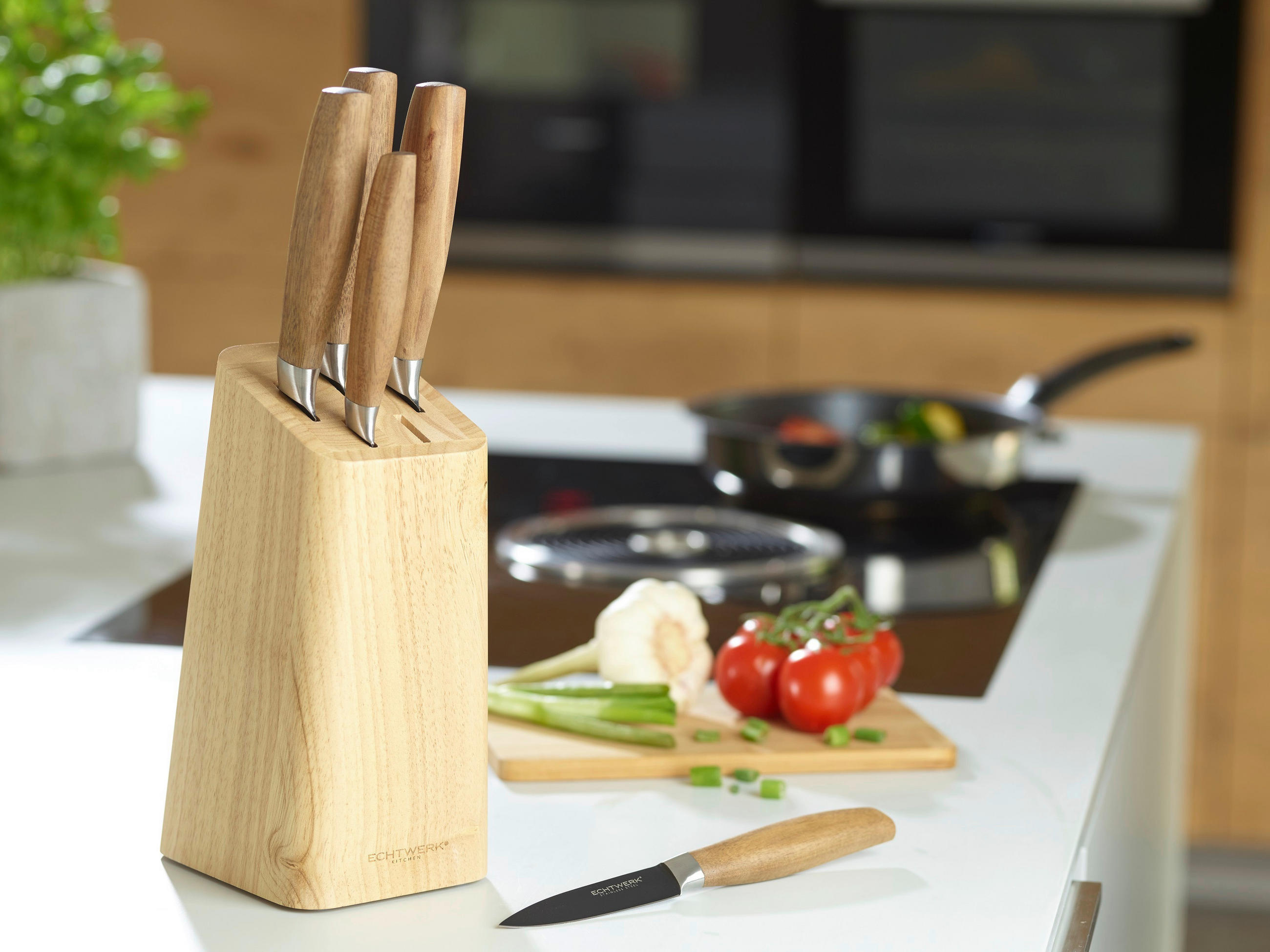 MESSERBLOCK  - Akaziefarben, Basics, Holz (22,7cm) - Echtwerk