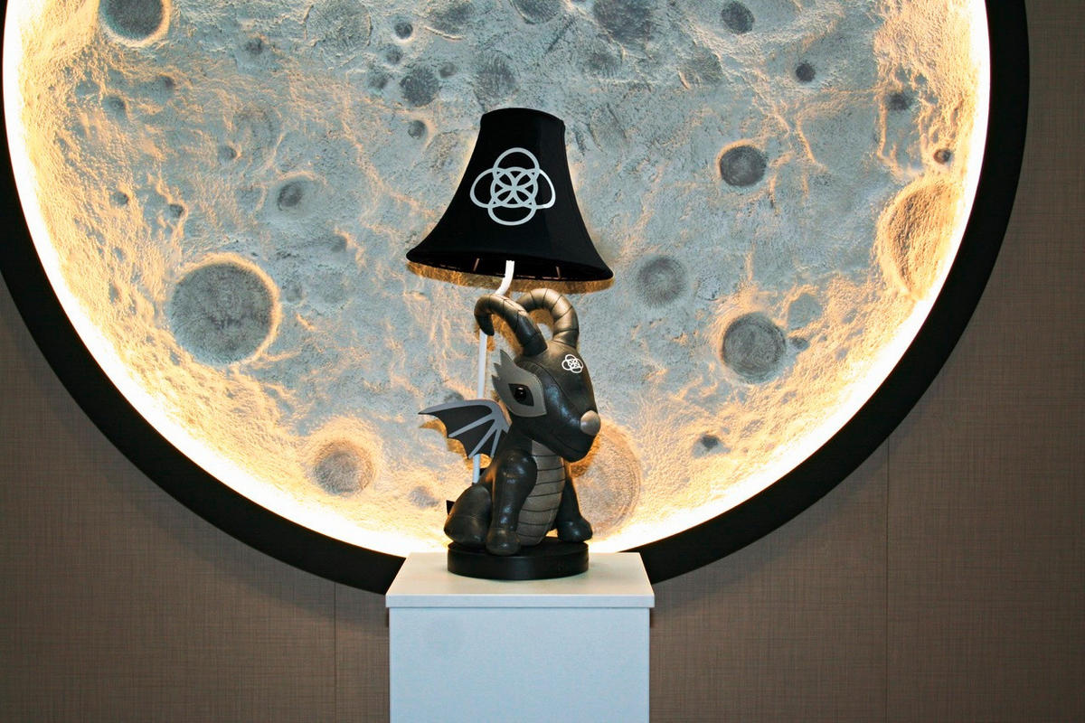 LED-KINDERTISCHLEUCHTE Black Dragon 26/30/58 cm   - Basics (26/30/58cm) - Happy Lamps