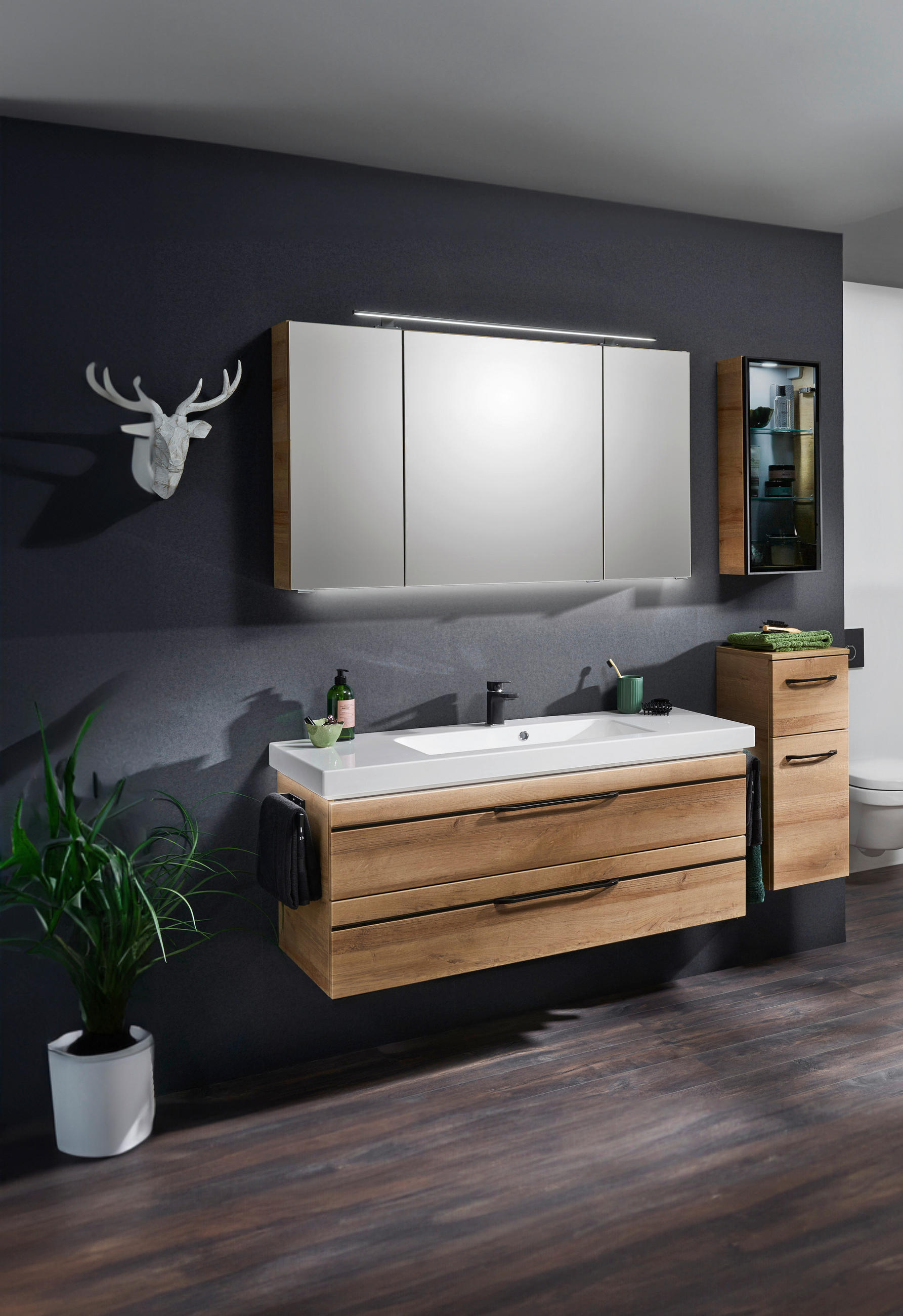 Thumbnail - Sadena Badezimmer Bern, Eiche, Metall, 6 Fächer, 2 Schublade(n),2 Schublade(n) Schubladen, 123 cm, Goldenes M, Made in G...