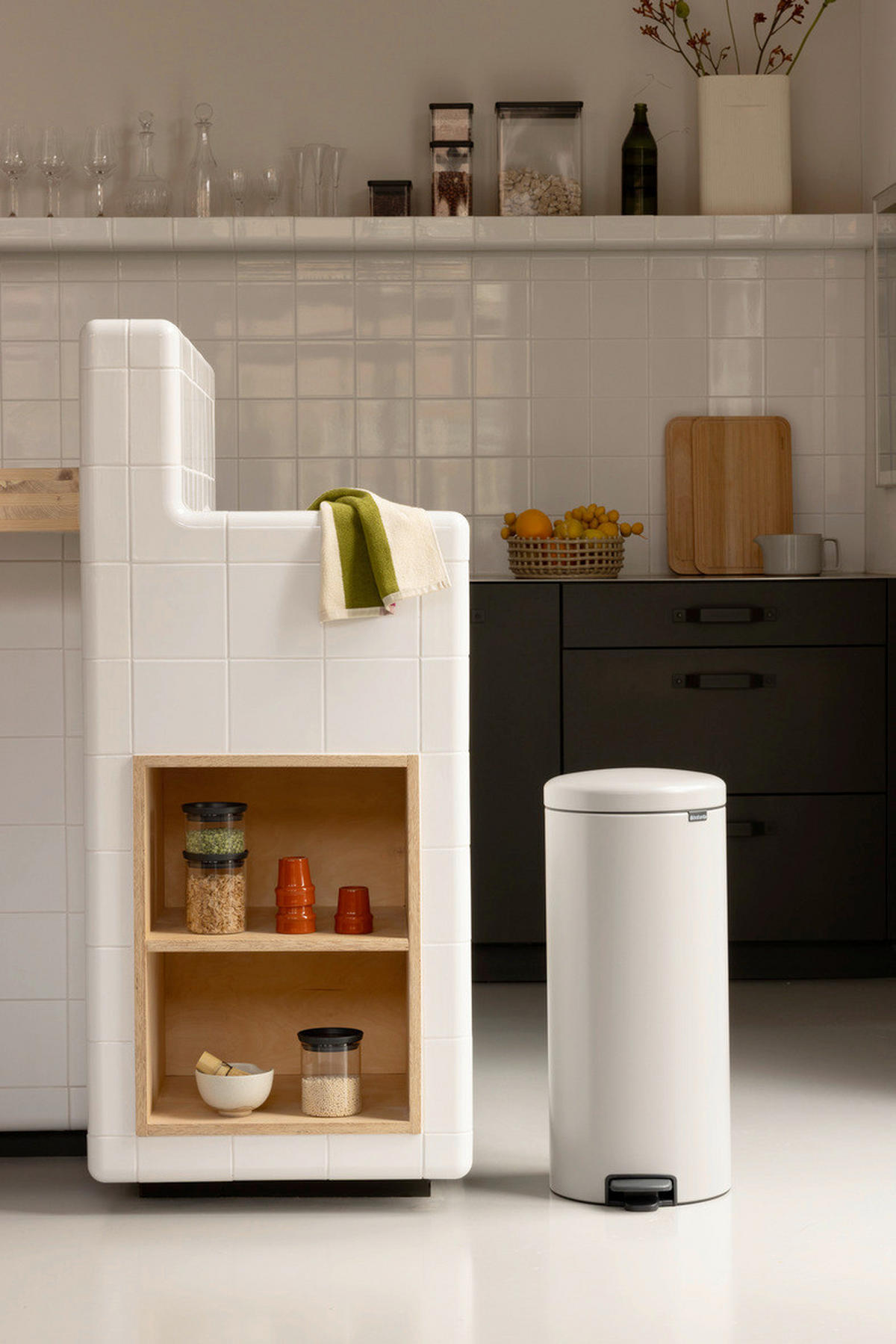 KANTA SA PAPUČICOM  30 l   - svetlosiva/antracit, Osnovno, metal/plastika (29.3/67.9/38cm) - Brabantia