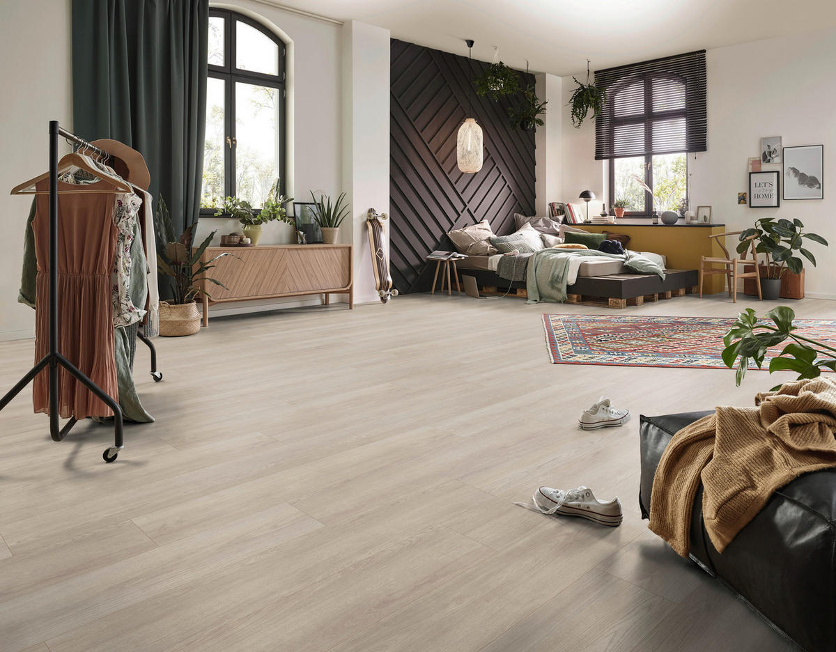 LAMINATBODEN Superior Advanced plus  - Eichefarben, KONVENTIONELL, Holz (138.0/24.4/0.8cm)