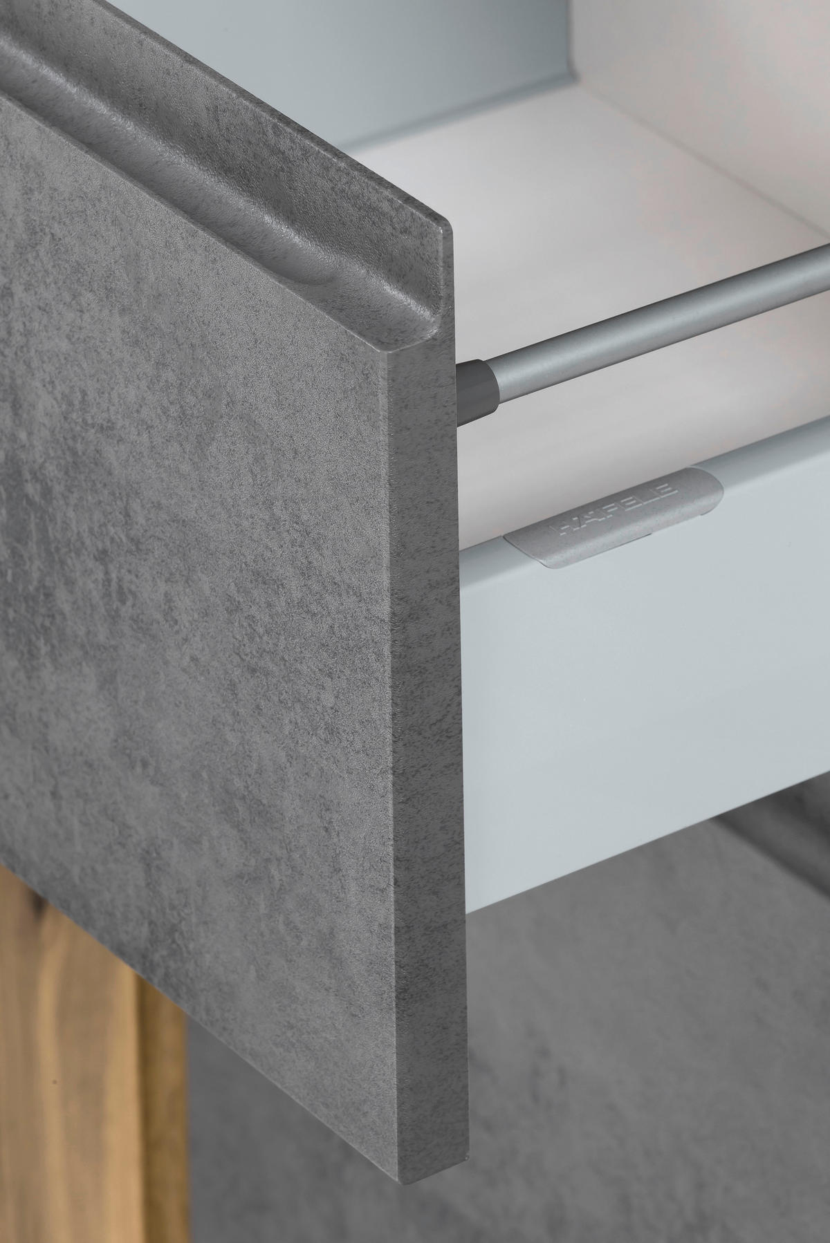 VYSOKÁ SKRINKA, dub wotan, 65/180/35 cm - svetlosivá/dub wotan, Modern, kompozitné drevo (65/180/35cm) - Held