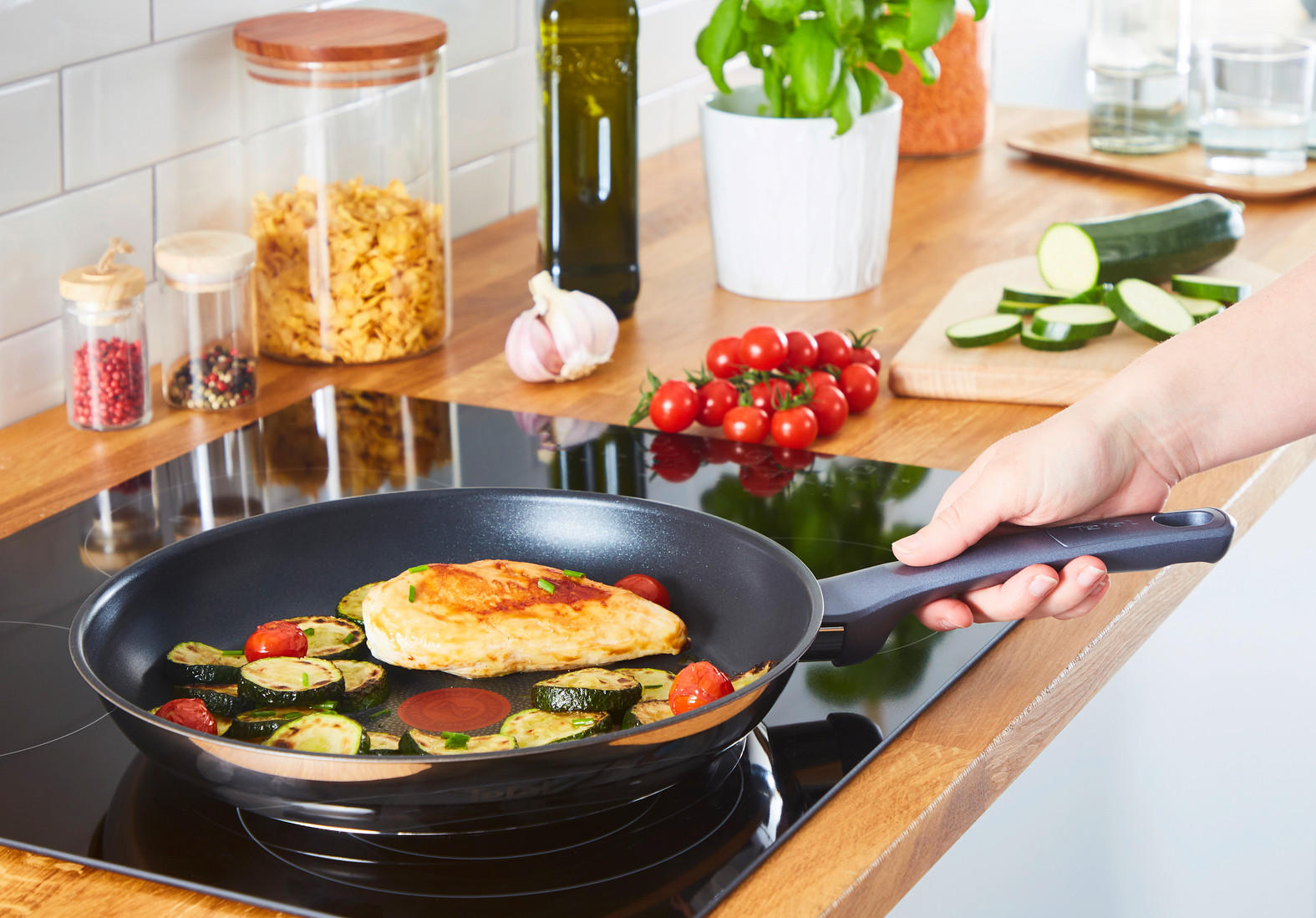 TAVA 28 cm - Basics, metal (28cm) - Tefal