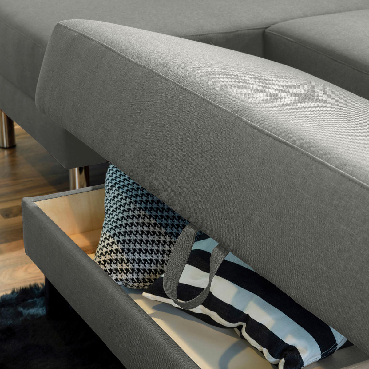 ECKSCHLAFSOFA inkl. Hocker in Hellgrau Textil   - Chromfarben/Hellgrau, Konventionell, Textil/Metall (152/230cm) - Max Winzer