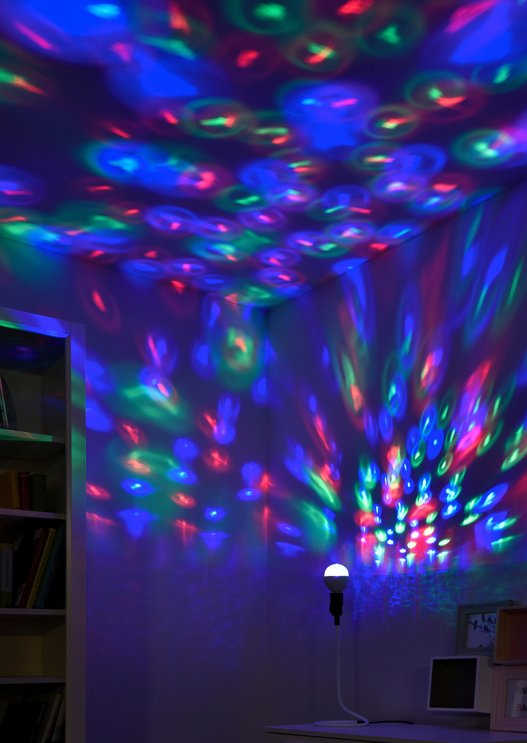 LED SIJALICA - bela, Lajfstajl, metal/plastika (8/8/13cm)