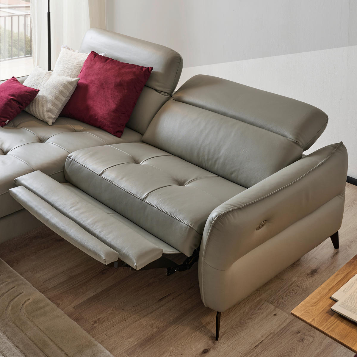 ECKSOFA Hellgrau Echtleder  - Hellgrau/Schwarz, Design, Leder/Metall (246/175cm) - Livetastic