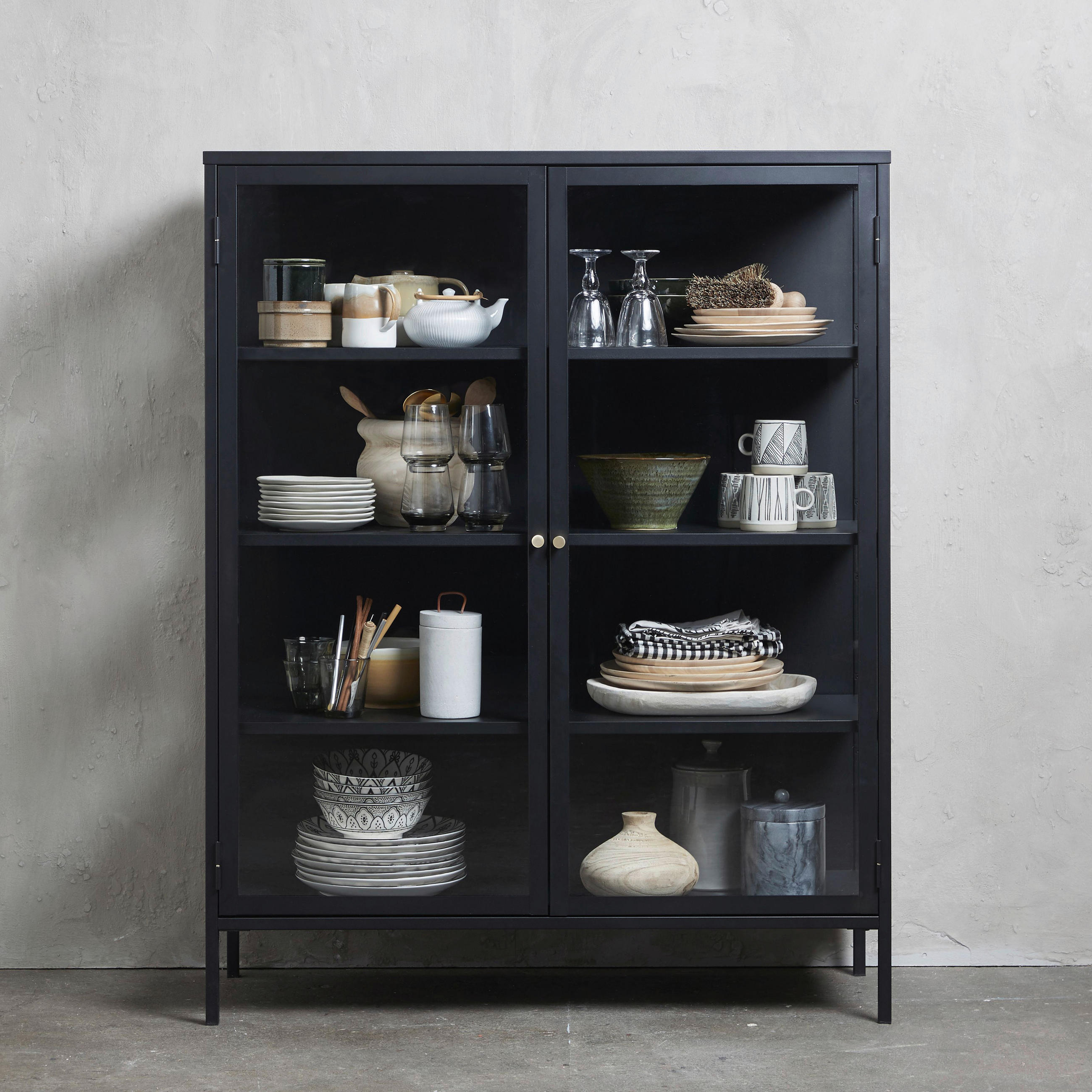 HÖG BYRÅ svart  110/140/40 cm  - svart/guldfärgad, Trend, metall/glas (110/140/40cm) - Xora