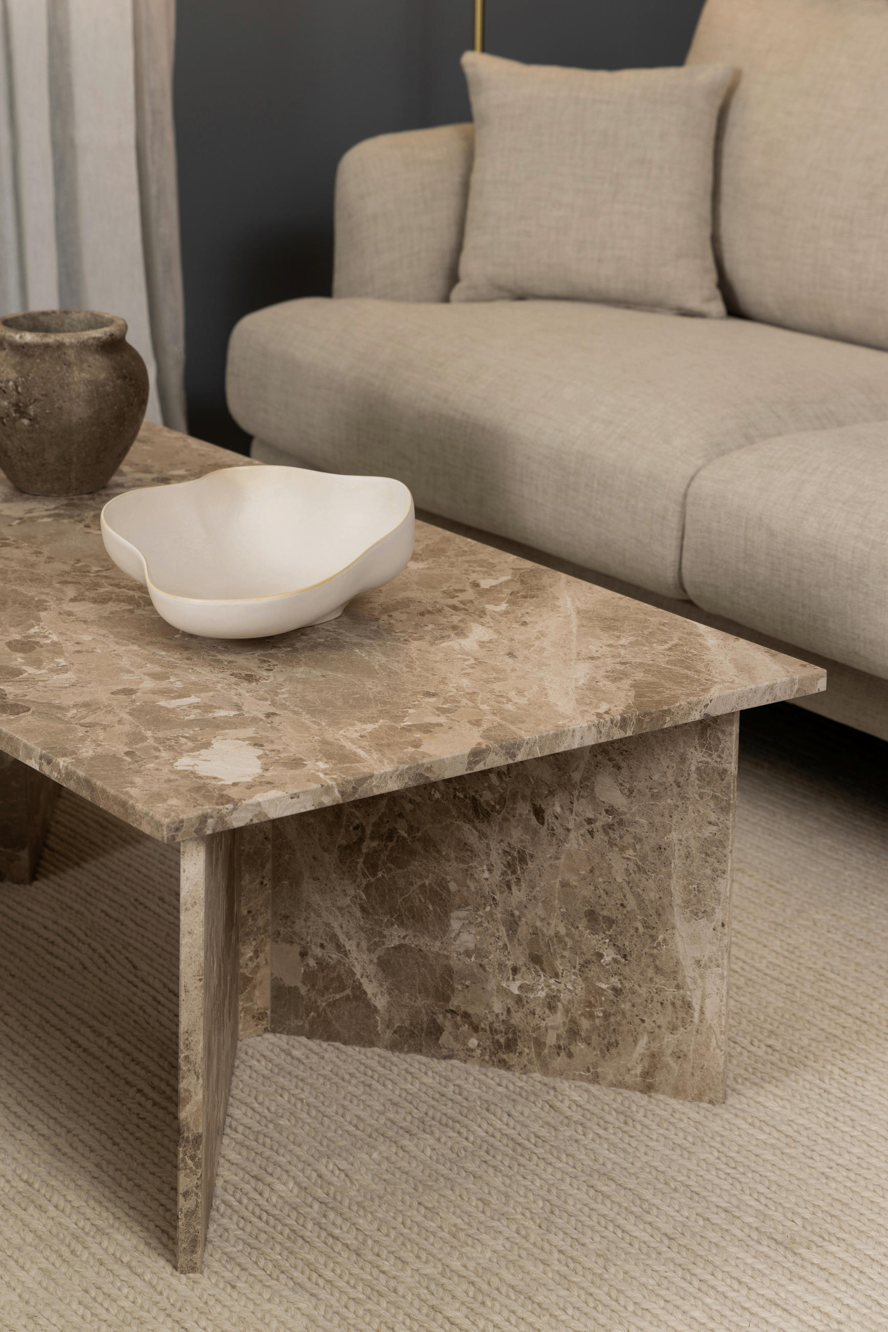 SOFFBORD i sten 140/70/42 cm  - cremefärgad, Design, sten (140/70/42cm) - Livetastic