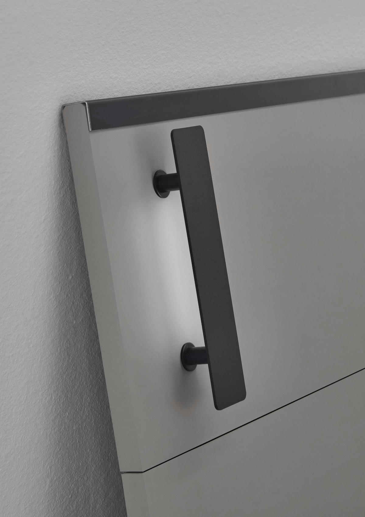 BETT 180/200 cm  in Sahara, Graphitfarben   - Schwarz/Graphitfarben, Design, Holzwerkstoff/Metall (180/200cm) - Carryhome