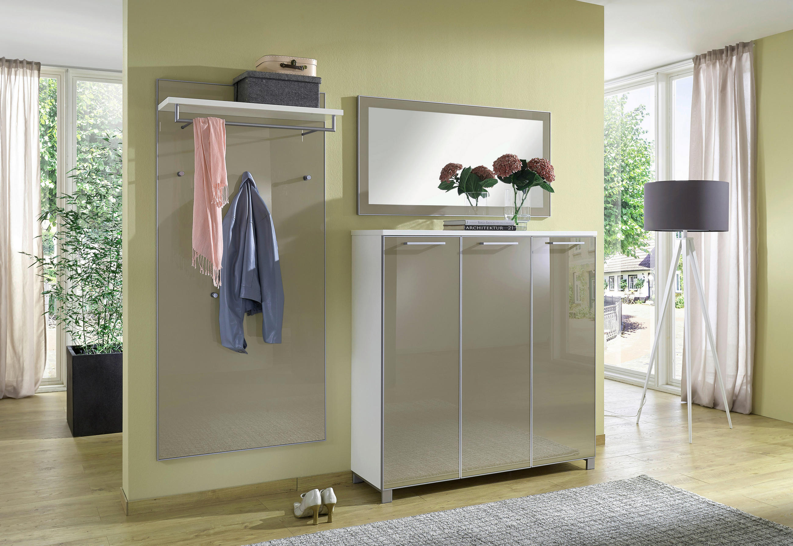 SCHUHSCHRANK Weiß, Taupe - Taupe/Chromfarben, Design, Glas/Holzwerkstoff (126/126/37cm)