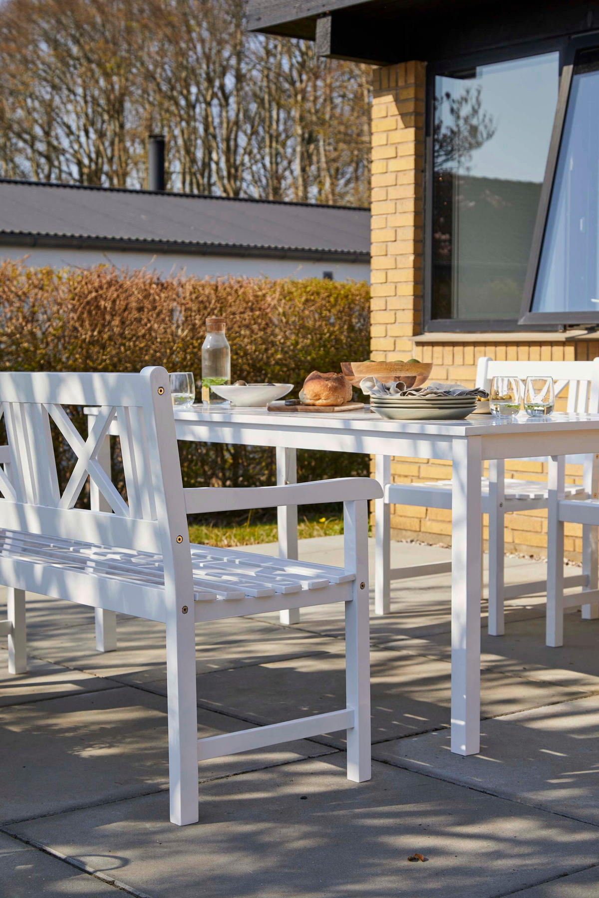 GARTENBANK 150/89/58 cm  in Weiß Hochglanz  - Weiß Hochglanz, Natur, Holz (150/89/58cm) - Gardenson