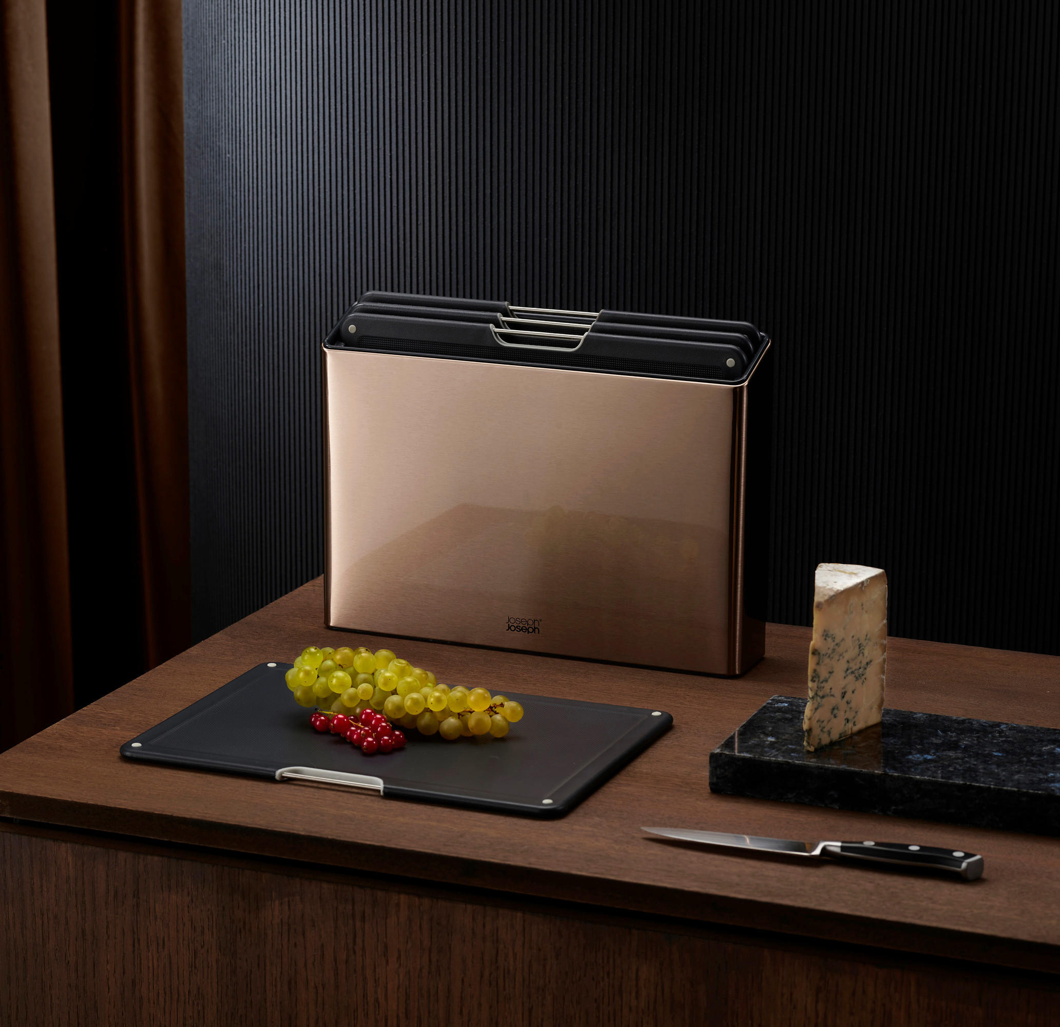 SET DESK ZA REZANJE - rožnato zlata, Basics, kovina/umetna masa (35,5/26,5/7,4cm) - Joseph Joseph