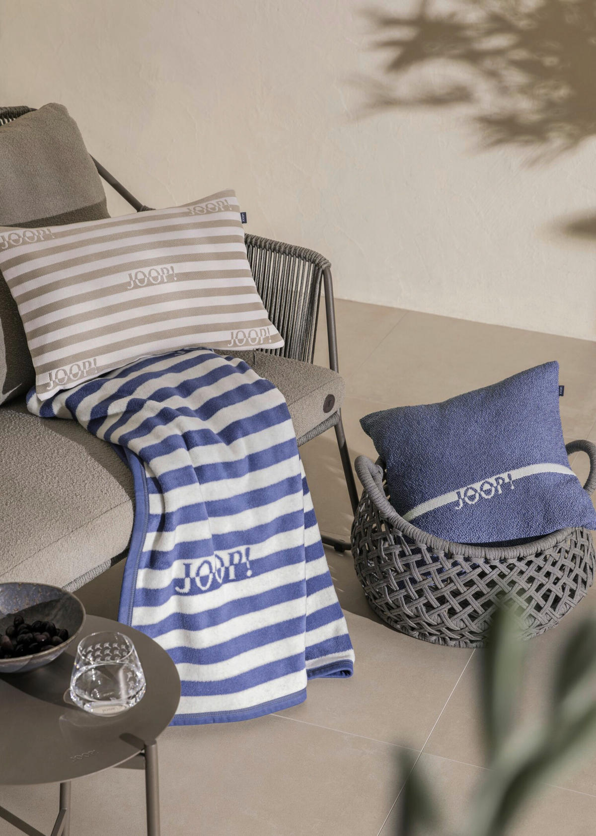 OUTDOOR-KISSEN  - Blau, Design, Textil (40/40cm) - Joop!