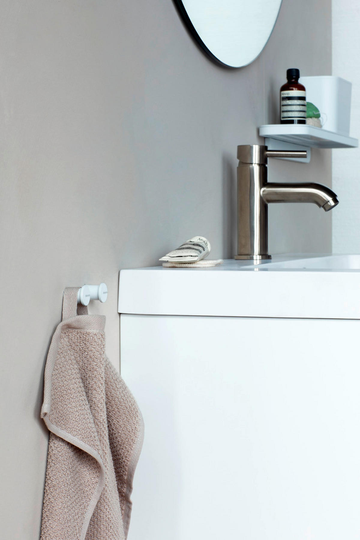 KUKICA ZA RUČNIK  bijela  metal  MINDSET  - bijela, Basics, metal (2.1/2.1/2.3cm) - Brabantia