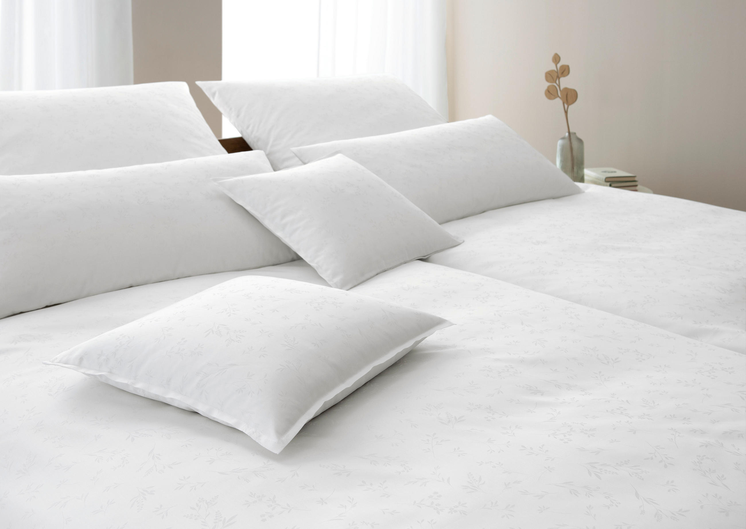 POSTELJNINA 200/200 cm žakar bela  - bela, Konvencionalno, tekstil (200/200cm) - Elegante
