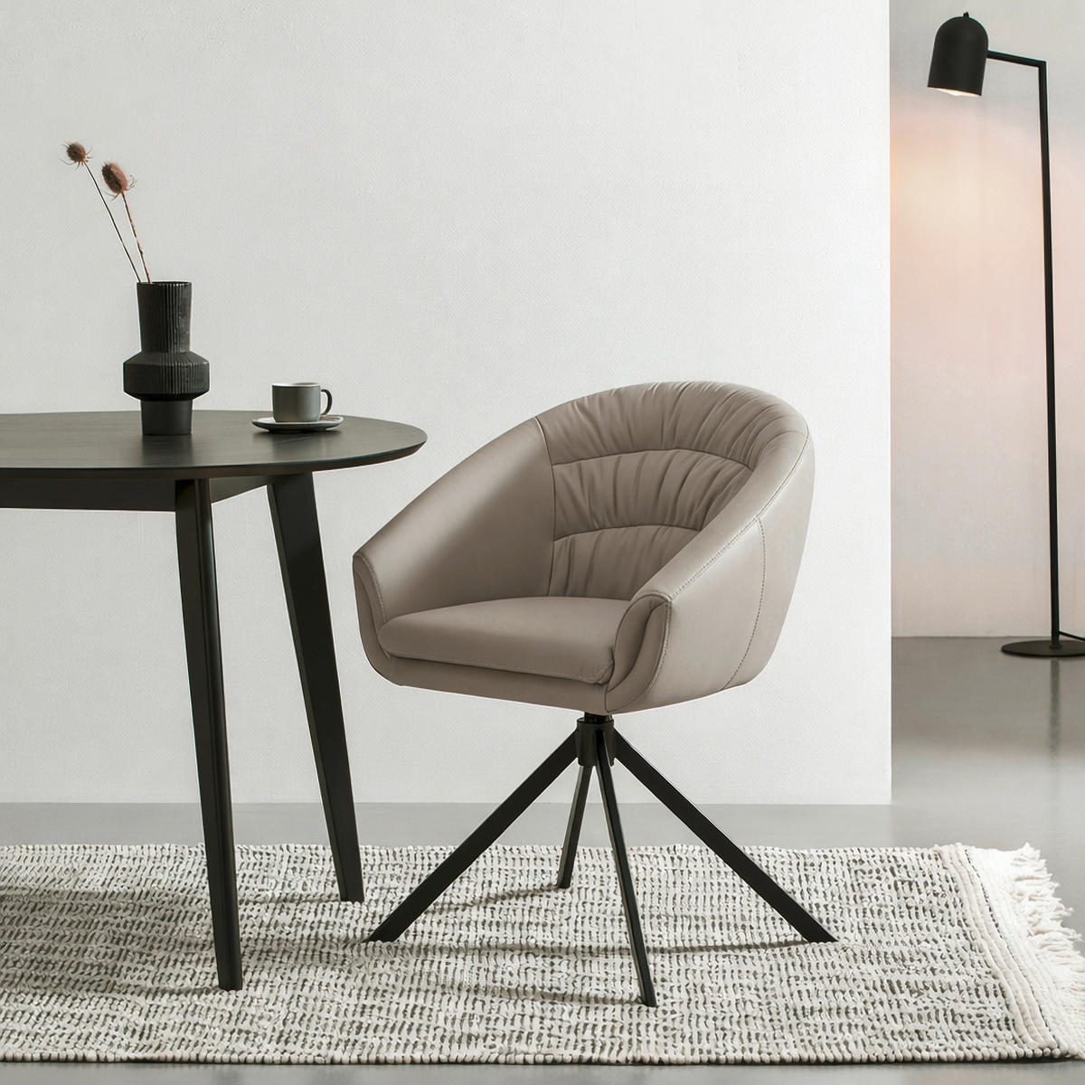 ARMLEHNSTUHL  Lederauswahl, Sitzfläche 360° drehbar  Echtleder  - Greige/Schwarz, Design, Leder/Metall (64/81.5/61cm) - Johann Jakob