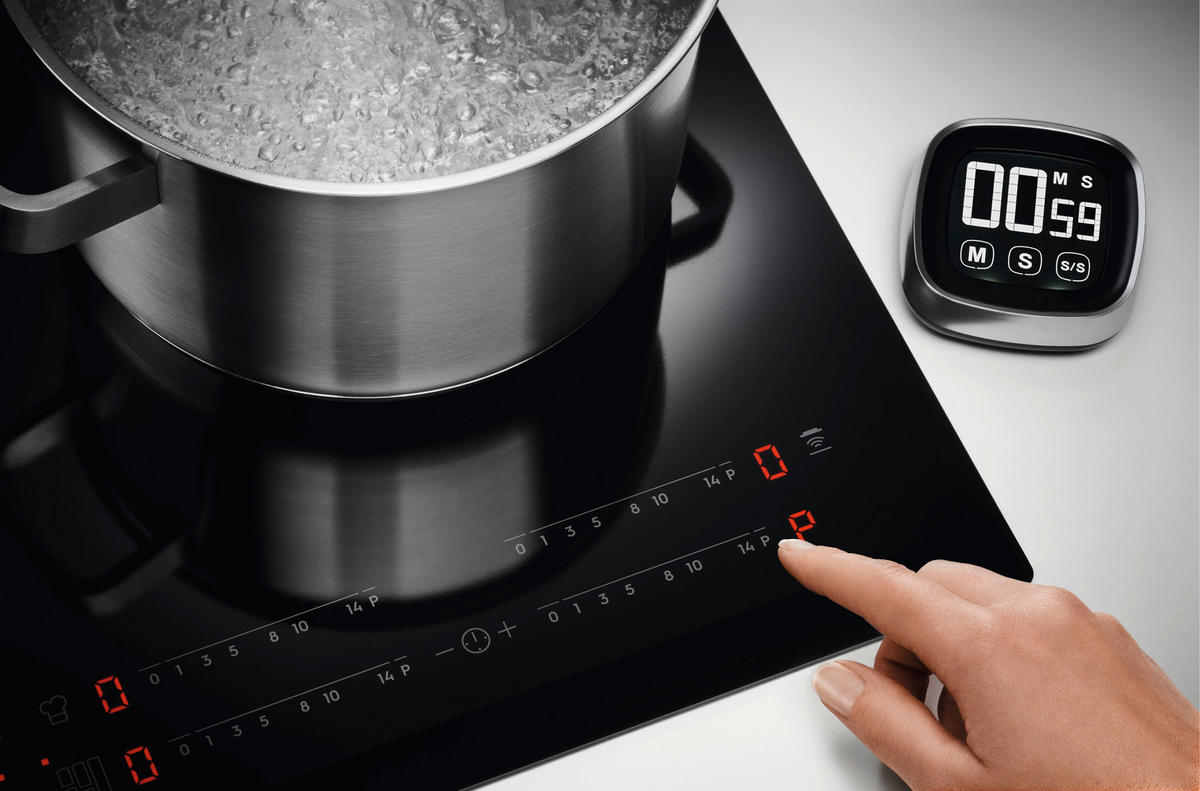 INDUKTIONSKOCHFELD LIT60433M  - Edelstahlfarben/Schwarz, Basics, Glas/Metall (57,6/4,6/50,6cm) - Electrolux