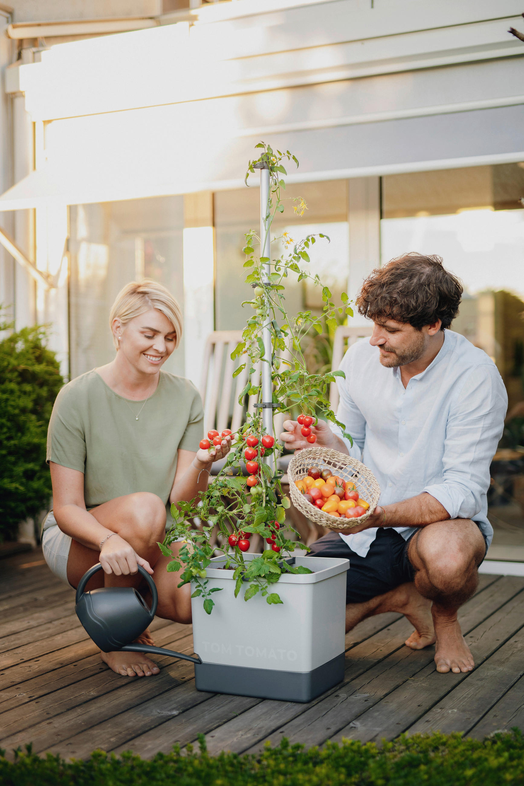 Thumbnail - Gusta Garden Pflanzentopf TOM Tomato, Hellgrau, Kunststoff, rechteckig, 34.7x135.4x27.7 cm, Loch, frostgeeignet, Dekorat...