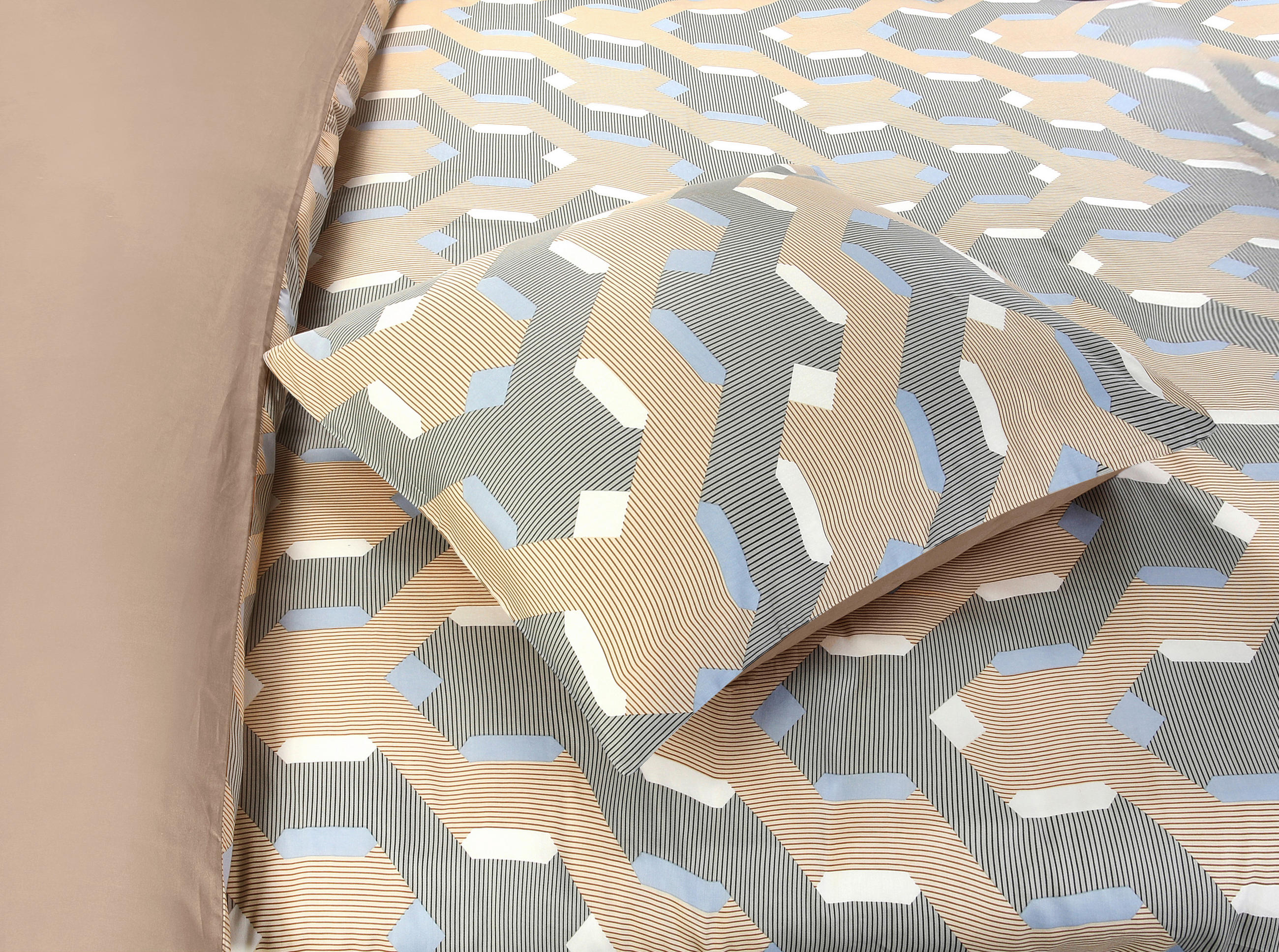 Thumbnail - Bettwäsche, Weiß, Hellblau, Salbeigrün, Ecru, Textil, geometrisch, 135x200 cm, Oeko-Tex® Standard 100, dicht gewebtes Ga...