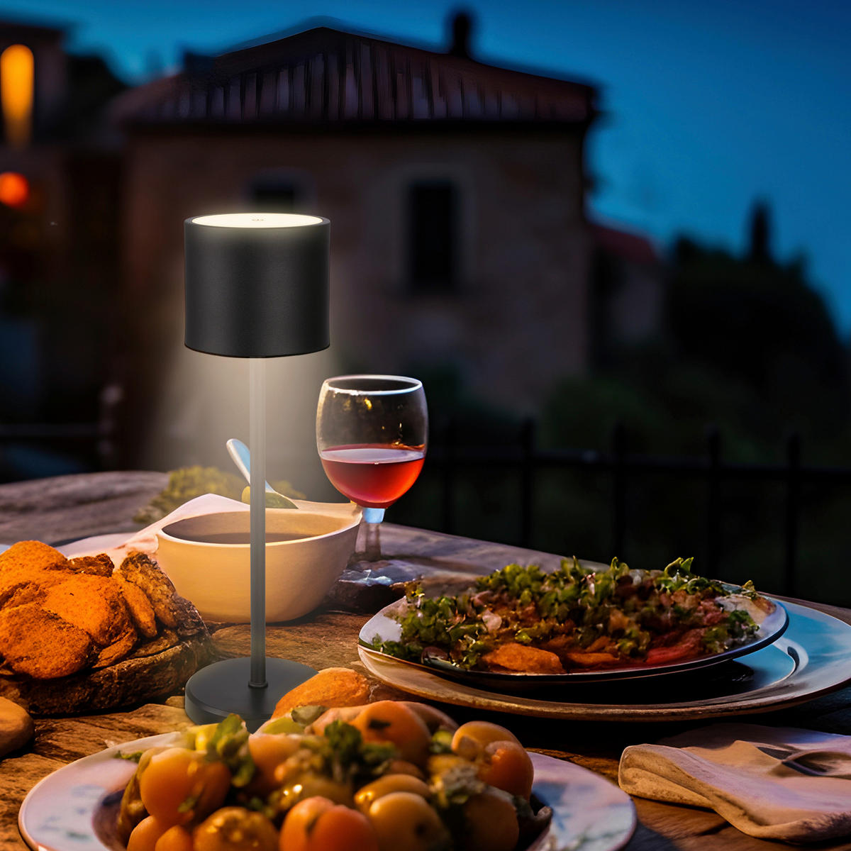 PUNJIVA STONA LAMPA - crna, Osnovno, metal/plastika (12,5/39,5cm)