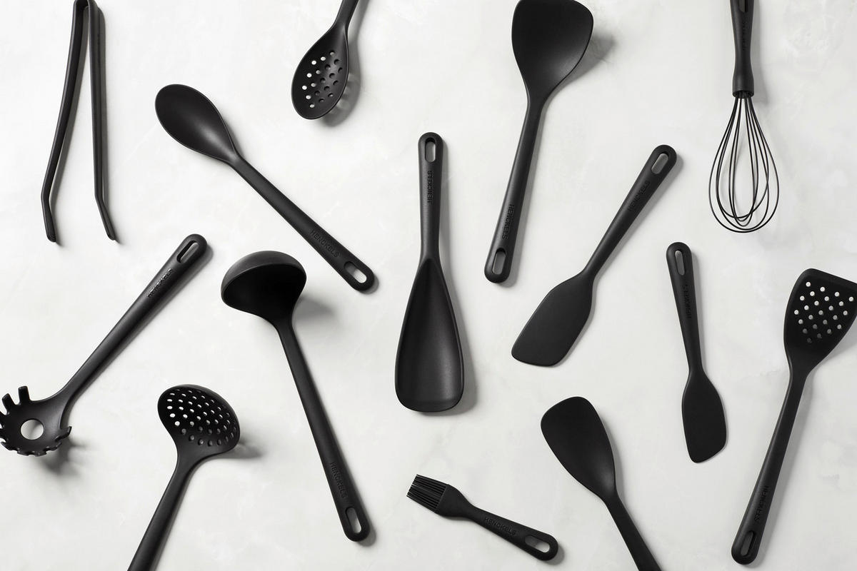 SCHNEEBESEN Silicone Onyx  - Basics - Henckels by ZWILLING