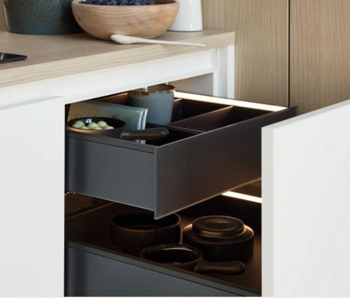 BEÉPÍTHETŐ KONYHA - Basics, faalapú anyag - Dieter Knoll