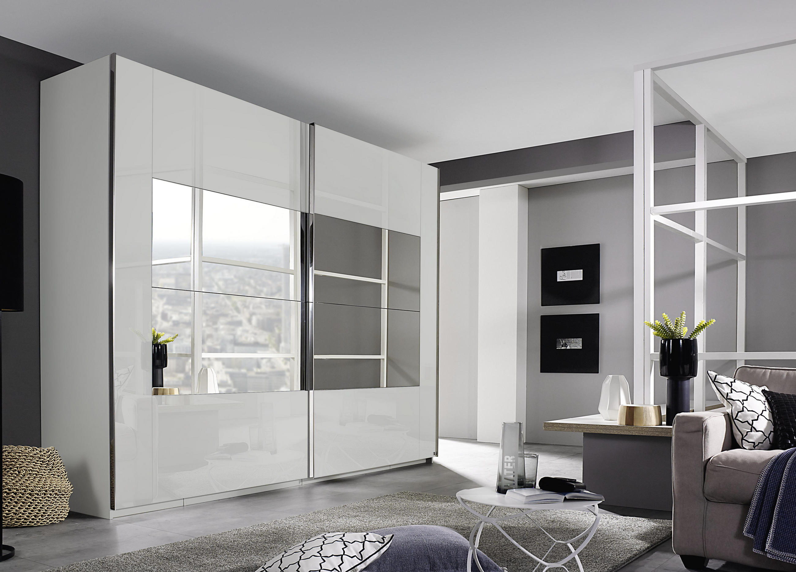SCHWEBETÜRENSCHRANK in Hellgrau  - Chromfarben/Hellgrau, Design, Glas/Holzwerkstoff (271/223/68cm) - Xora