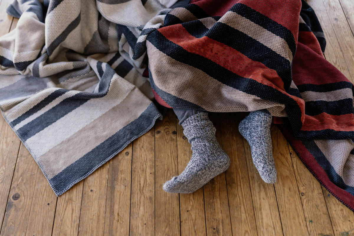 WOHNDECKE Latina 150/200 cm  - Anthrazit/Terracotta, Basics, Textil (150/200cm) - Ibena