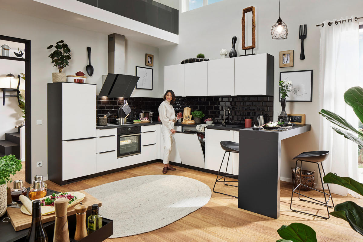 KUCHYNĚ NA MÍRU SILVIO - bílá, Design, kompozitní dřevo - Celina