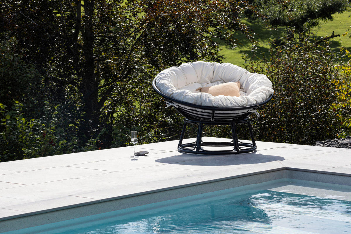 LOUNGEFÅTÖLJ  - vit/svart, Modern, trä/textil (115/91/101cm) - Gardenson