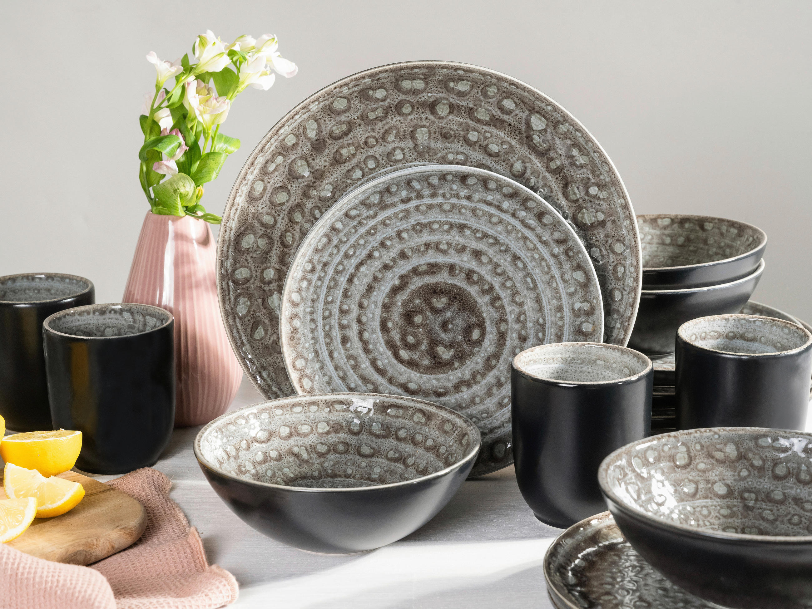 KOMBISERVICE Grau Villa Romana 16-teilig 4 Personen  - Grau, KONVENTIONELL, Keramik (48/34/32cm) - Creatable