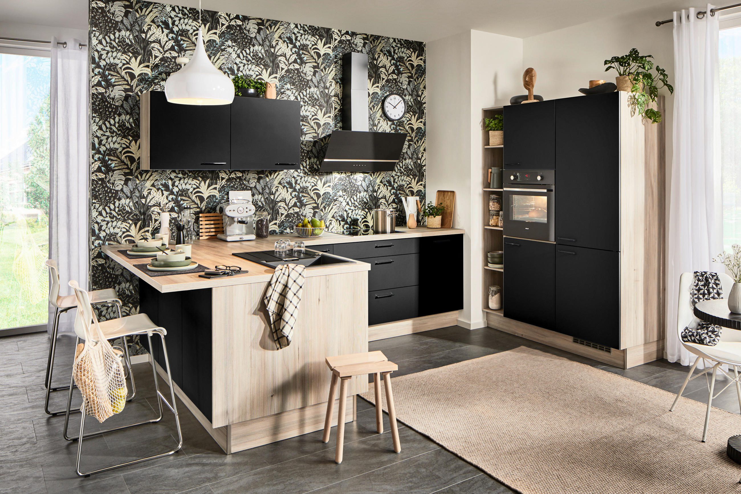 ECKKÜCHE  in Schwarz, Tannenholzfarben  - Hellbraun/Tannenholzfarben, Design, Holzwerkstoff/Metall (192/280/150cm) - Xora