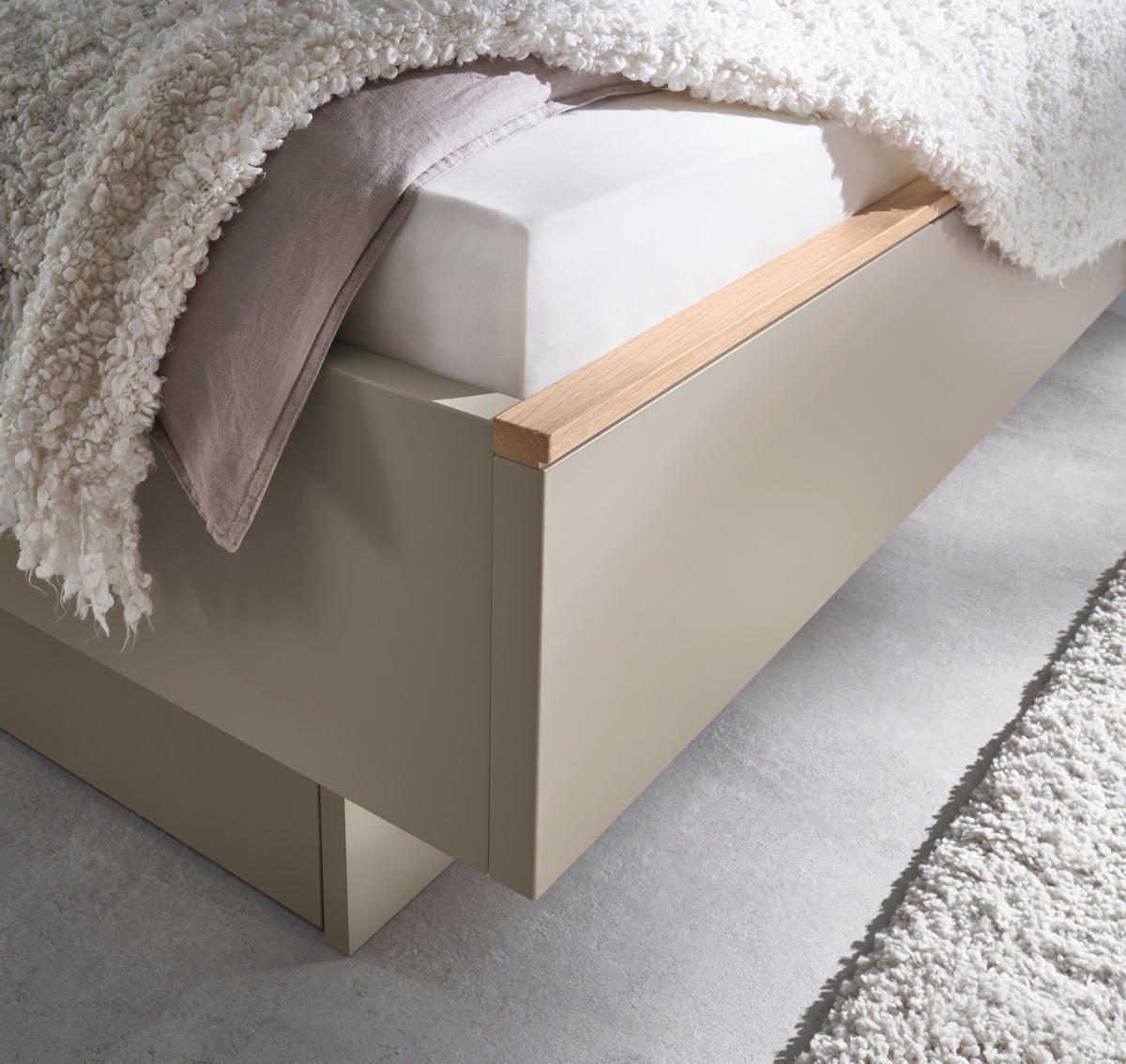 BETT 180/200 cm,  in Taupe, Eiche Bianco, gepolstertes Kopfteil,  - Taupe/Eiche Bianco, Design, Holz (180/200cm) - Dieter Knoll
