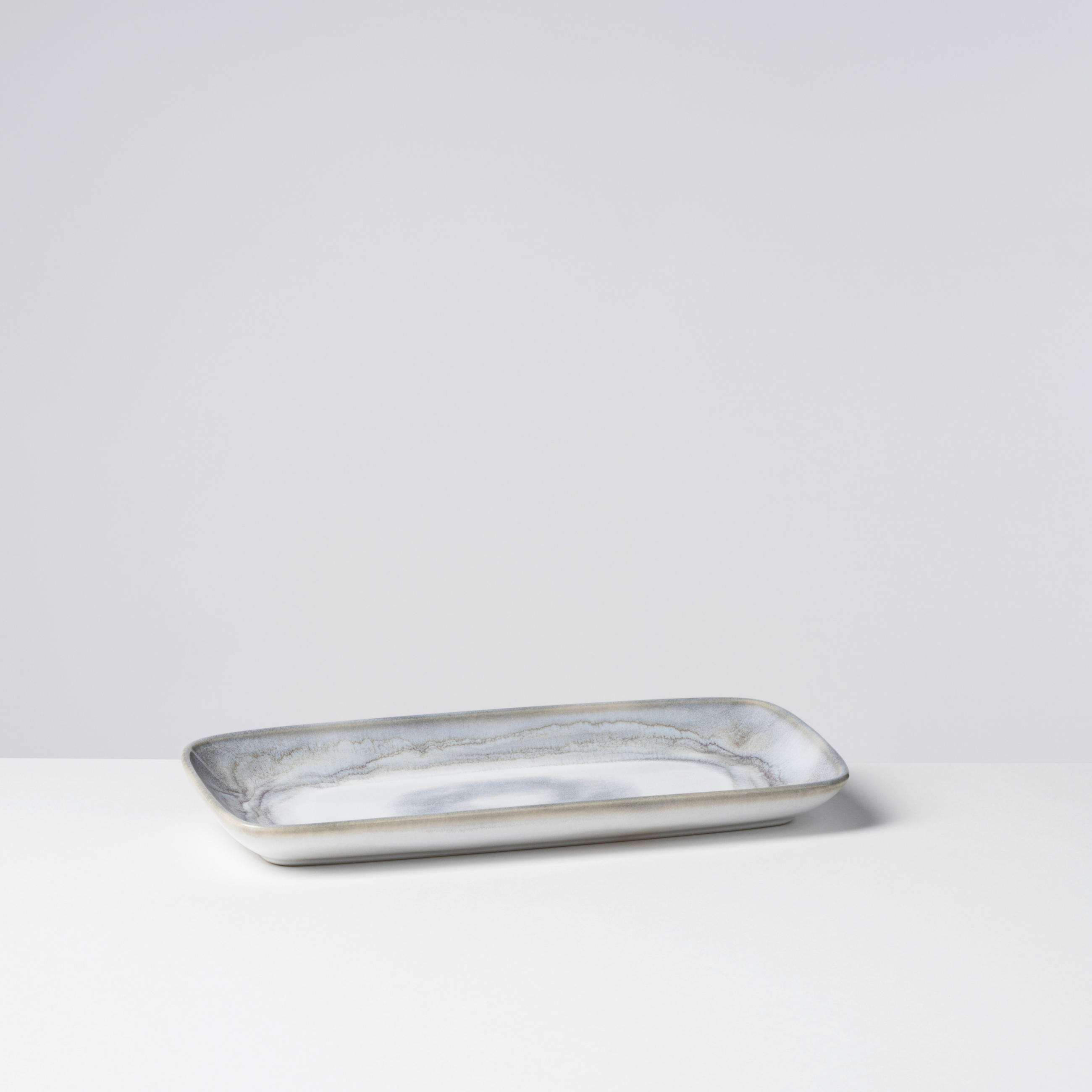 PLATTE TIEFER SEE  - Grauweiß, Basics, Keramik (28/2,5/11,5cm) - Gipfelstück