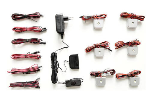 Livetastic SADA OSVETLENIA SKL. POLICE