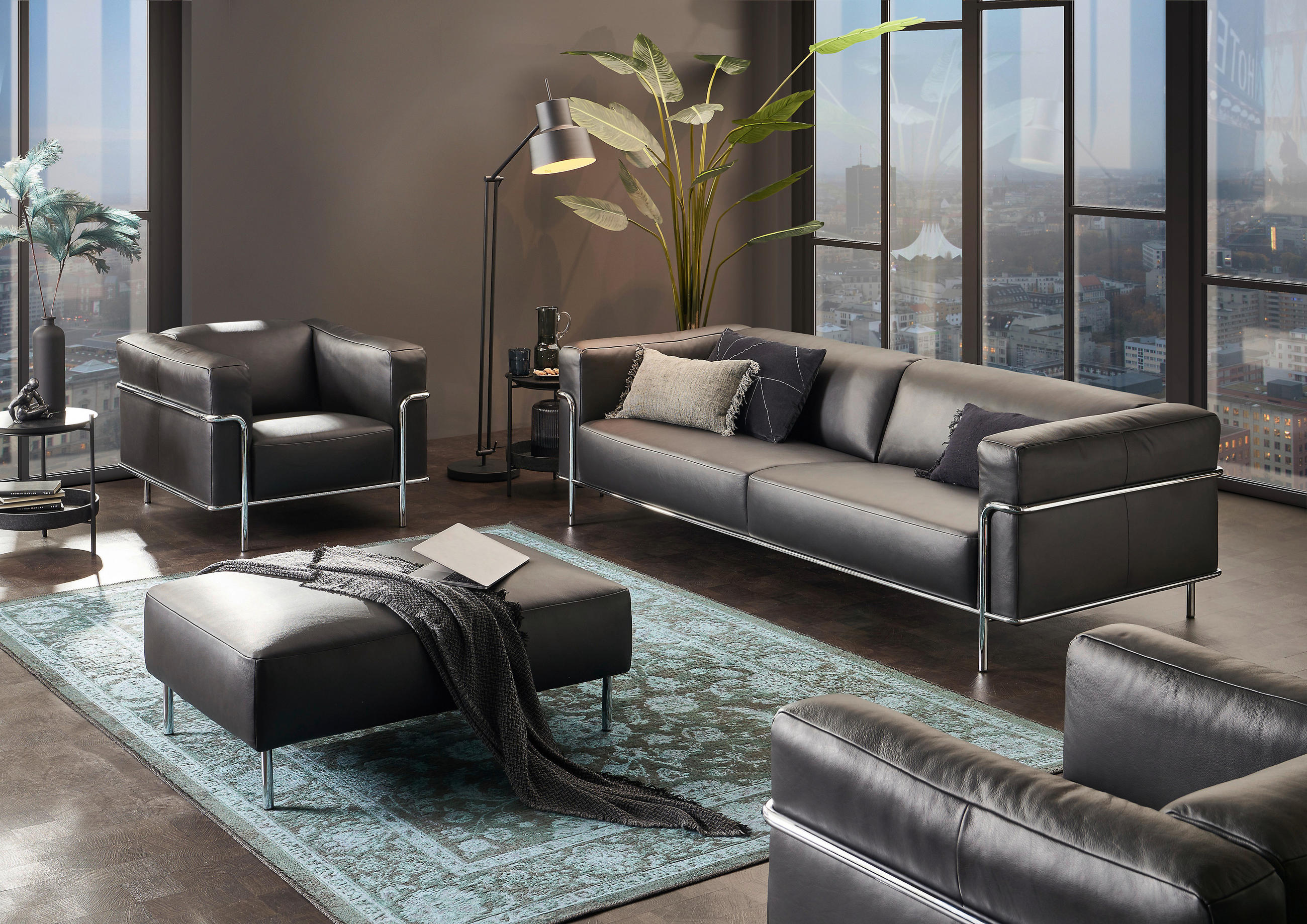 3-SITZER-SOFA Echtleder Schwarz  - Chromfarben/Schwarz, Design, Leder/Metall (236/67/96cm) - Johann Jakob