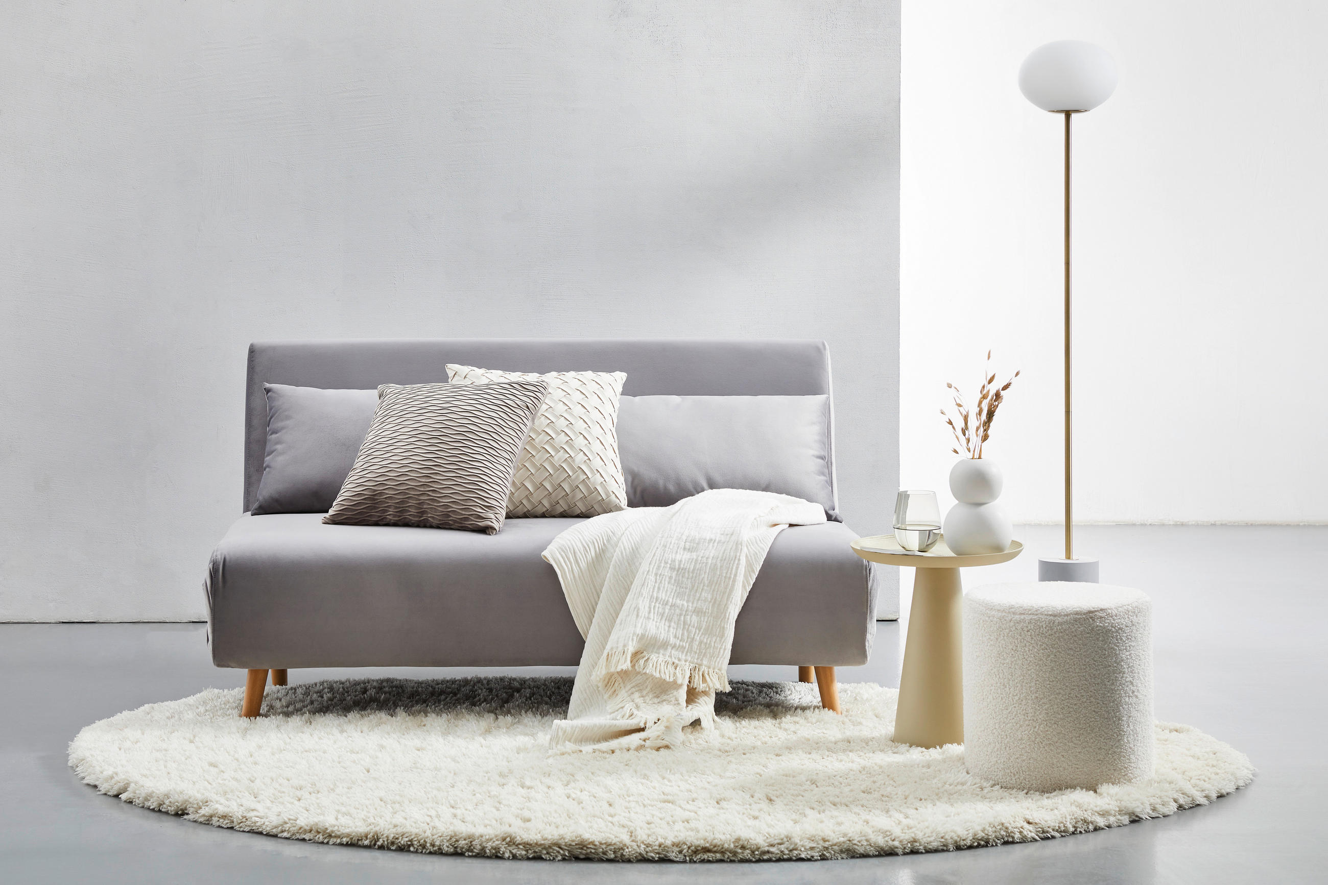 SCHLAFSOFA Samt Hellgrau  - Hellgrau/Naturfarben, Design, Holz/Textil (141/81/90cm) - Carryhome