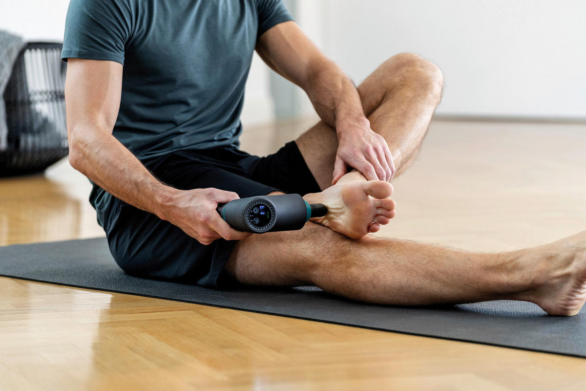 MASSAGEPISTOLE - Schwarz, Basics (33,4/27/9,2cm) - Beurer