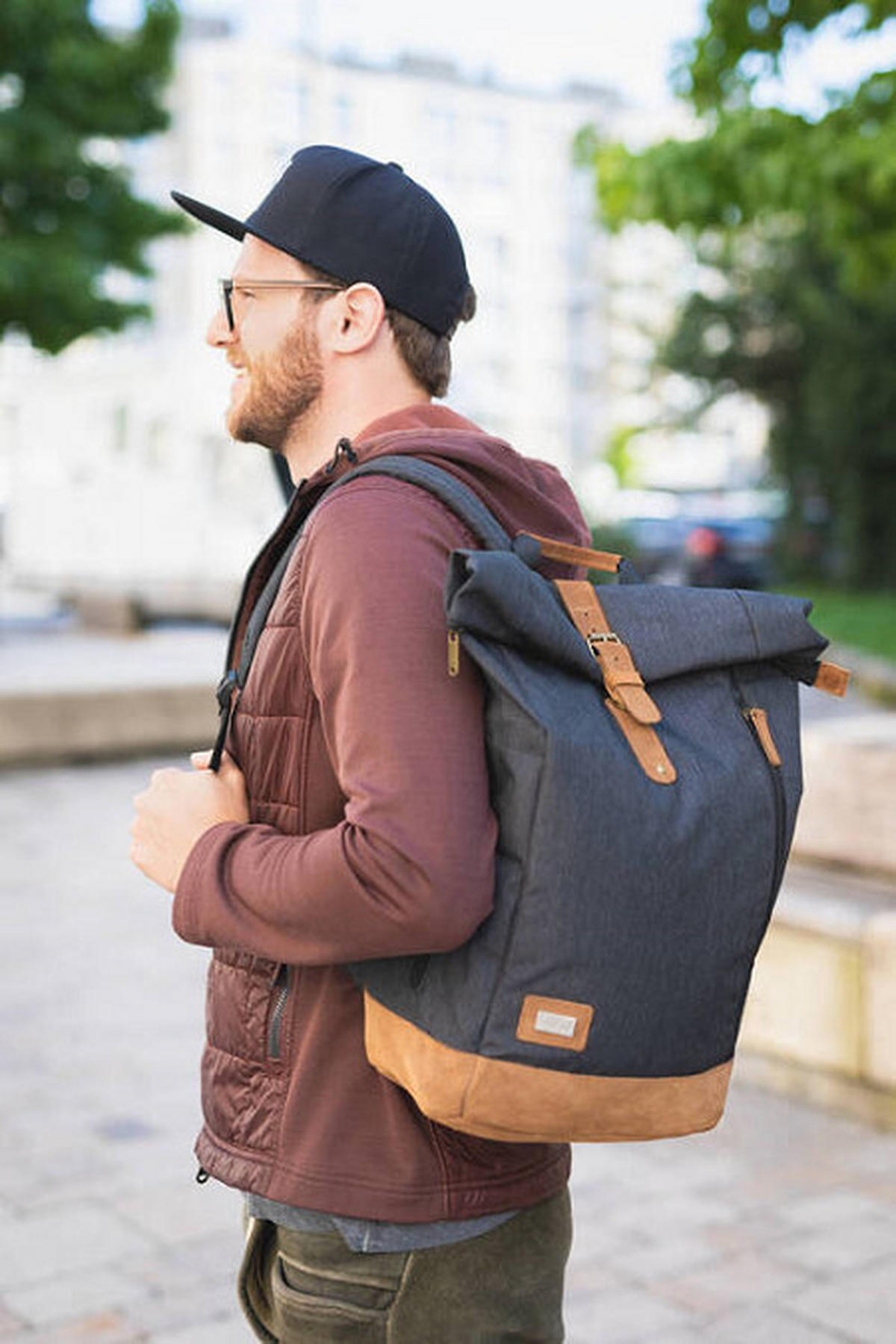 WICKELRUCKSACK Berlin  - Schwarz/Braun, Basics, Leder/Textil (28/16/55cm) - Fillikid