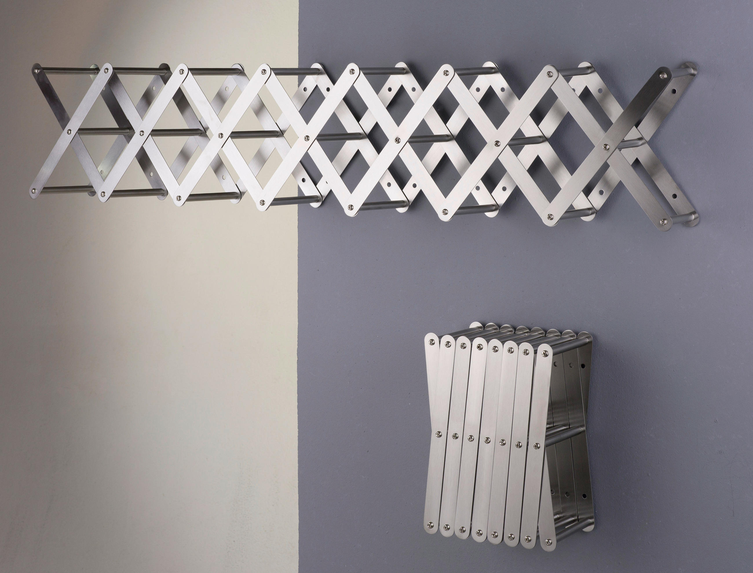 NÁSTĚNNÁ ŠATNA - Design, kov (60-190/5,5-29/15,5cm)