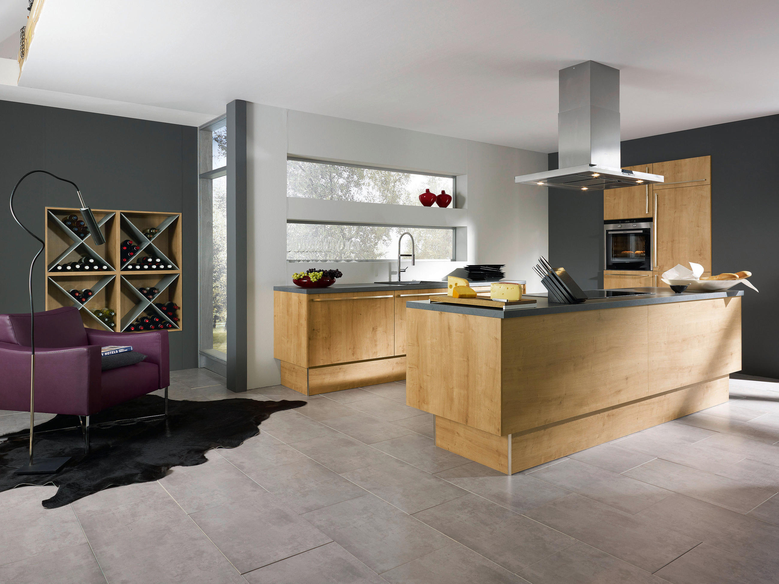 EINBAUKÜCHE   - Eichefarben, Design, Holzwerkstoff - Dieter Knoll