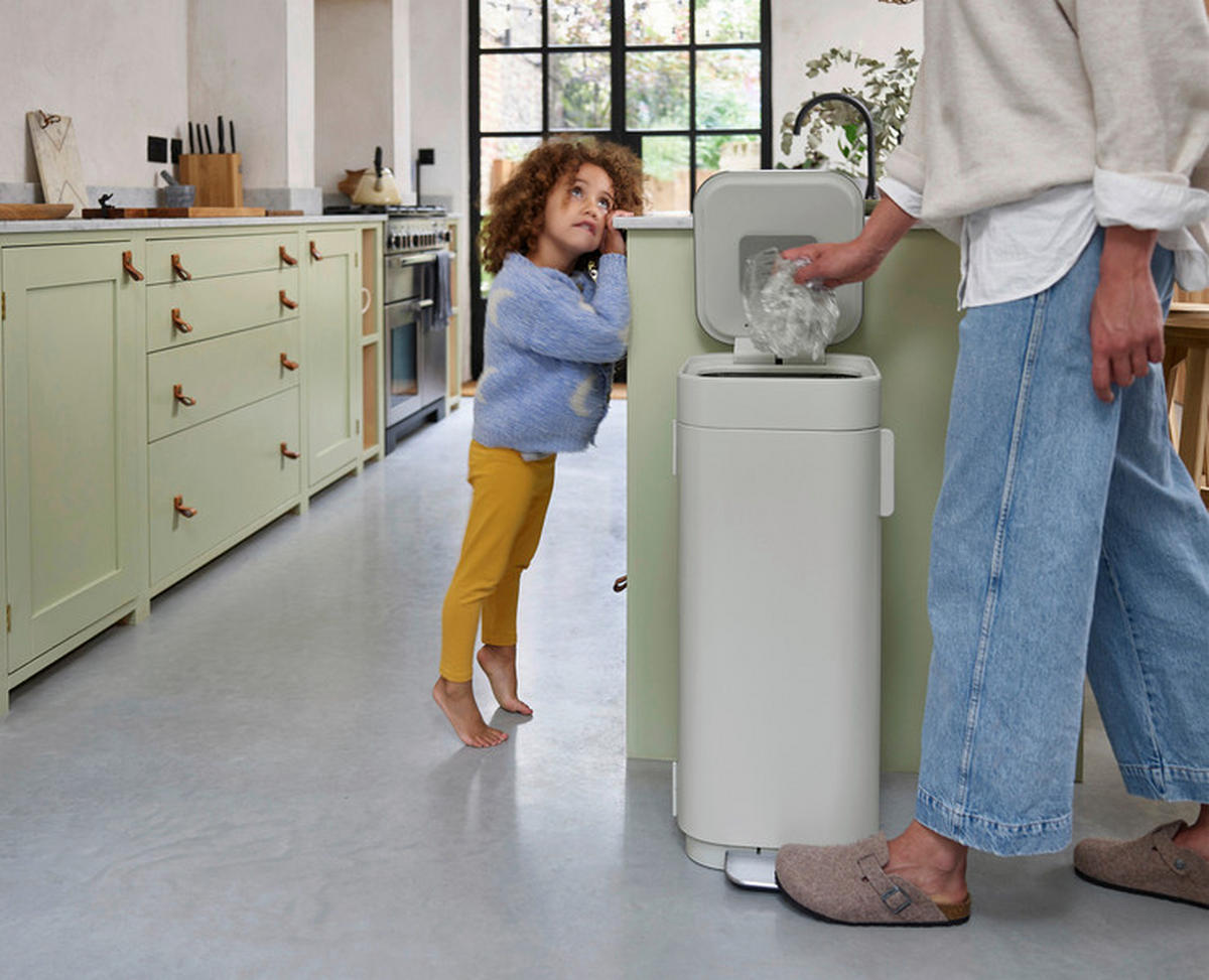 KOŠ ZA SMETI - siva, Basics, kovina (28/68,4/39,8cm) - Joseph Joseph