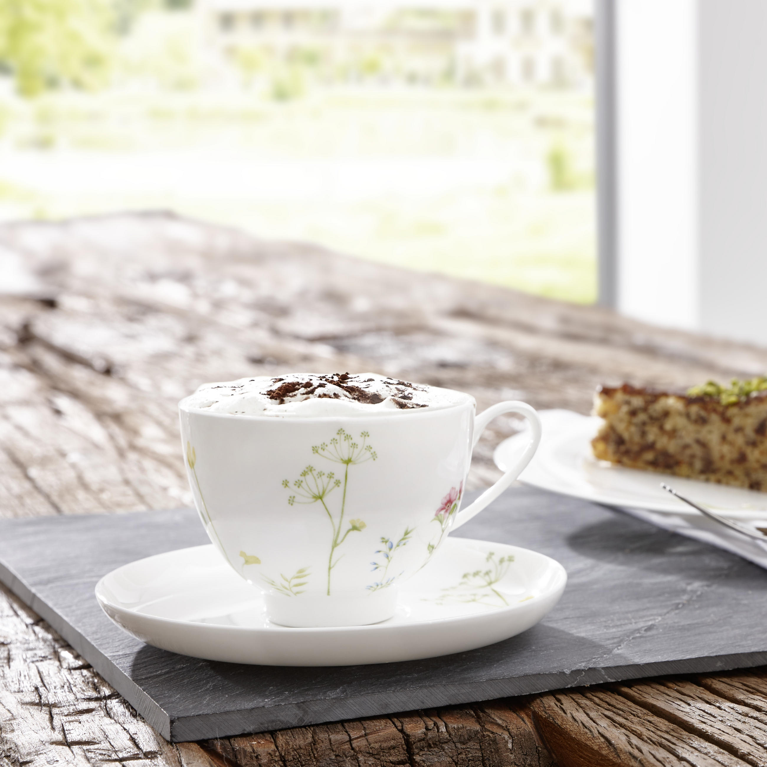 ŠÁLEK A PODŠÁLEK NA CAPPUCCIN kostní porcelán (bone china) - bílá/vícebarevná, Lifestyle, keramika - Novel