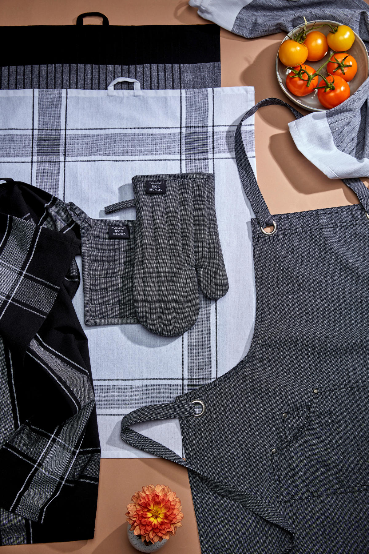 GRYTVANTE svart  - svart, Basics, textil (15/30cm)