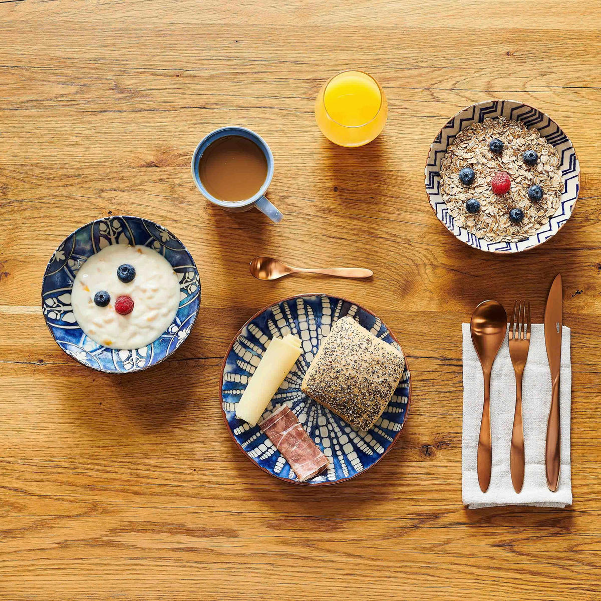 SALATSET  Iberico Blue 5-teilig  - Blau/Weiss, Basics, Keramik (36,5/36,5/31,5cm) - Mäser