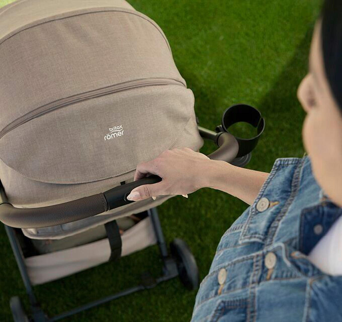 BUGGY TIRA  - Schwarz/Grau, Basics, Textil/Metall (53/114/100cm) - Britax Römer