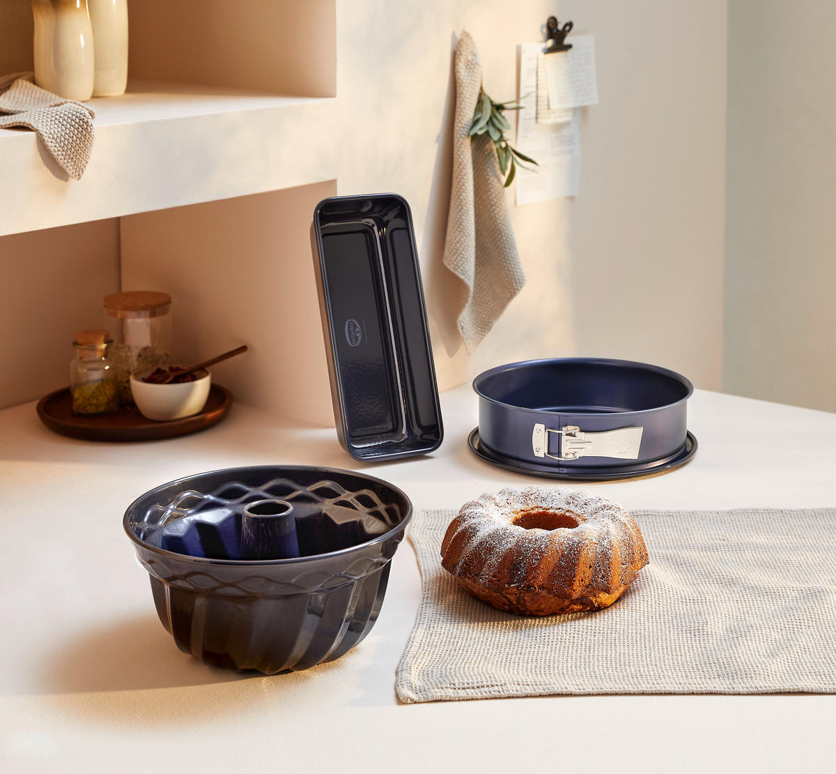 SADA FOREM NA PEČENÍ   - tmavě modrá, Basics, kov - Dr.Oetker