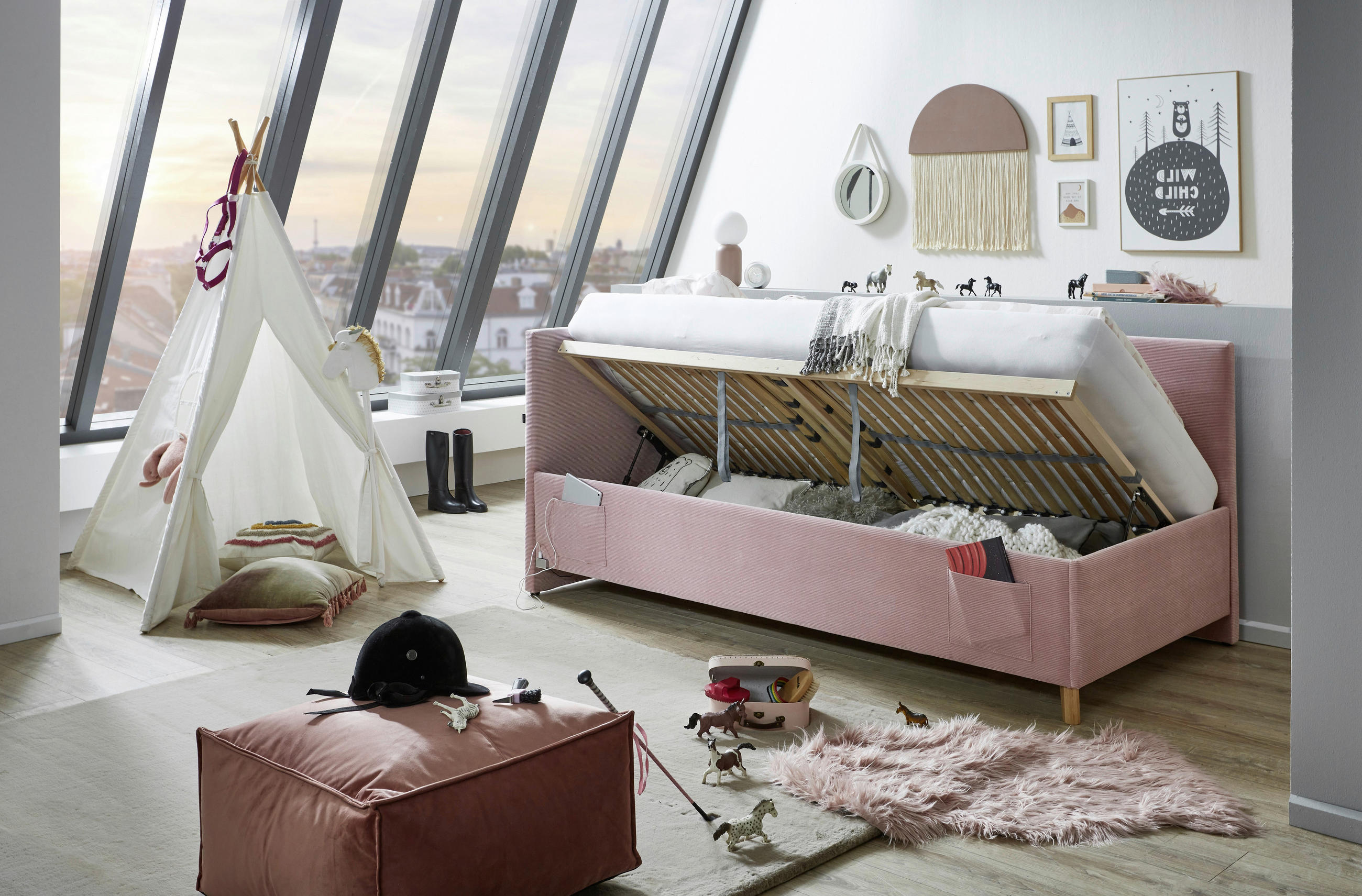 POLSTERLIEGE Cool Cord Rosa  - Eichefarben/Birkefarben, KONVENTIONELL, Holz/Textil (140/200cm) - Stylife