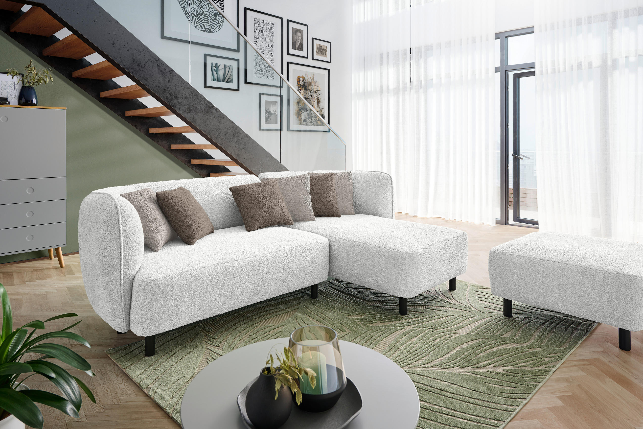 ECKSOFA in Chenille Weiss  - Sandfarben/Weiss, Design, Holz/Textil (236/148cm) - Lomoco